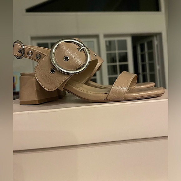 Top Shop Buckle Sandals - Picture 5 of 5